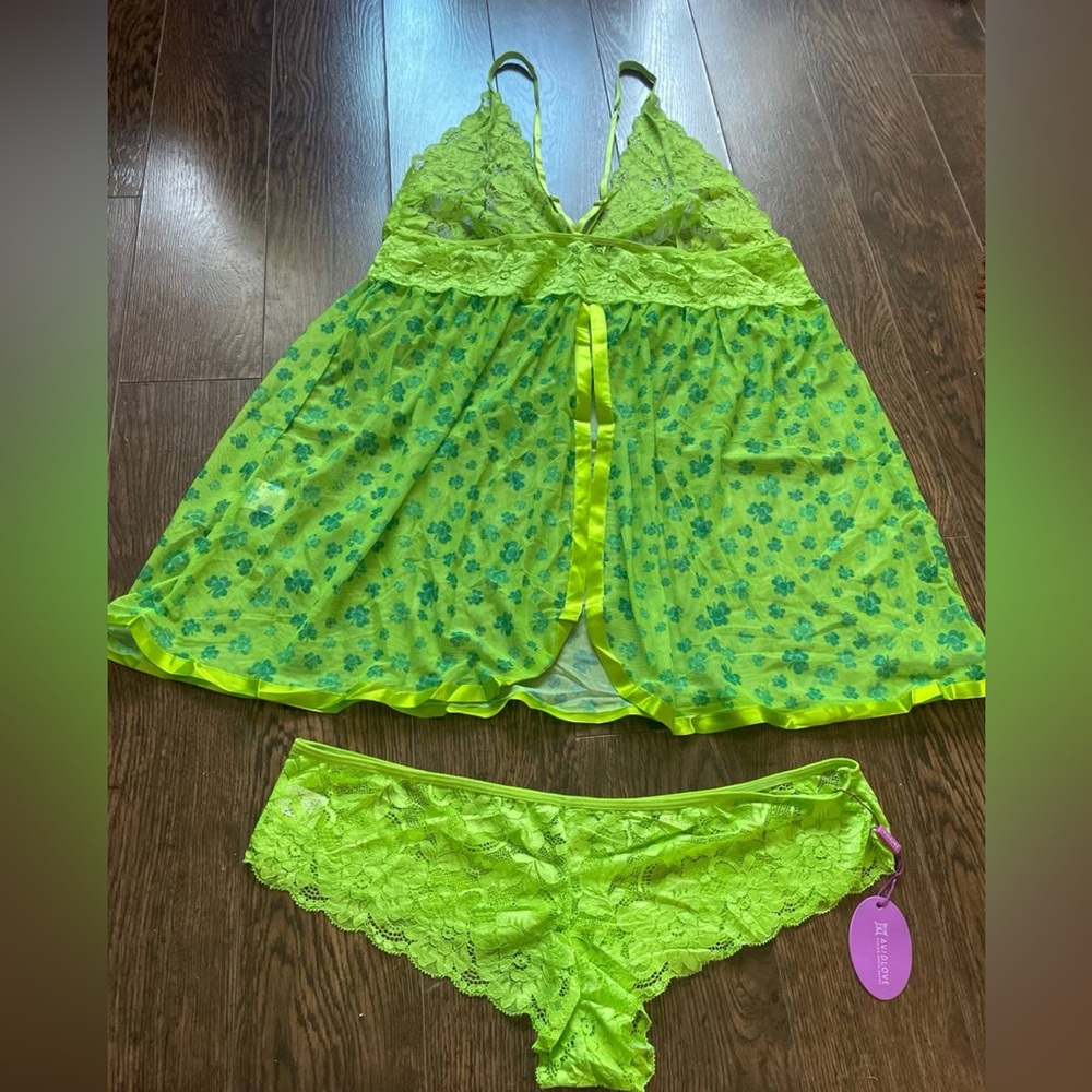 🆕 Lime Green Lace Babydoll Set